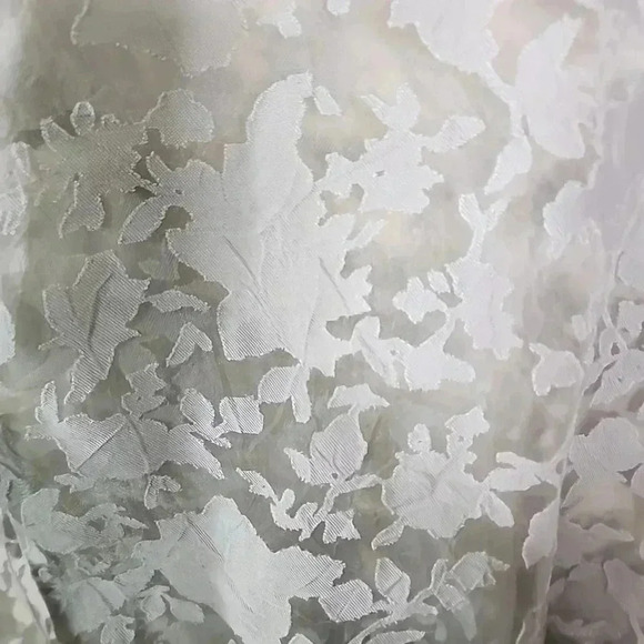 Wells Grace Sheer Lace Blouse. Size small - Picture 7 of 8